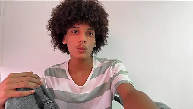 Max Rain online show from 28, 10, 2025