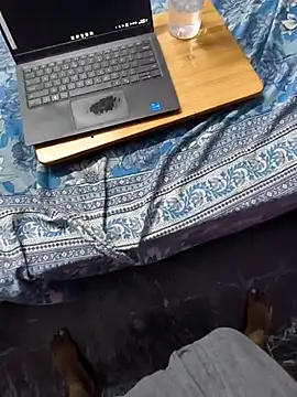 Snapshot of tamilnomad69 chatting on 27, 10, 2025 tamilnomad69 online show from 27, 10, 2025