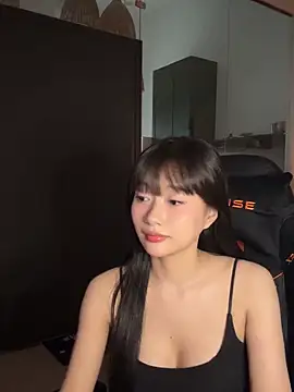 Snapshot of _Meimeibaby_ chatting on 4, 10, 2025 Meimeibaby online show from 4, 10, 2025