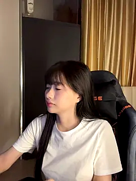 Snapshot of _Meimeibaby_ chatting on 17, 10, 2025 Meimeibaby online show from 17, 10, 2025