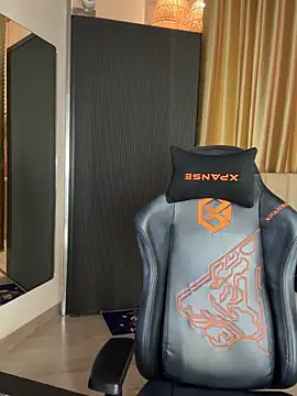 Snapshot of _Meimeibaby_ chatting on 26, 11, 2025 Meimeibaby online show from 26, 11, 2025