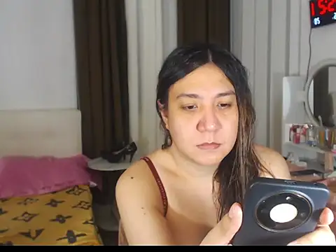 stellahugeX online show from 28, 4, 2026