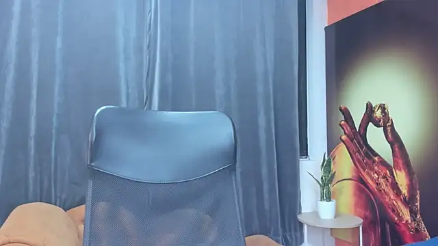 andres-clark92 online show from 28, 11, 2025