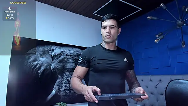 andres-clark92 online show from 27, 2, 2026