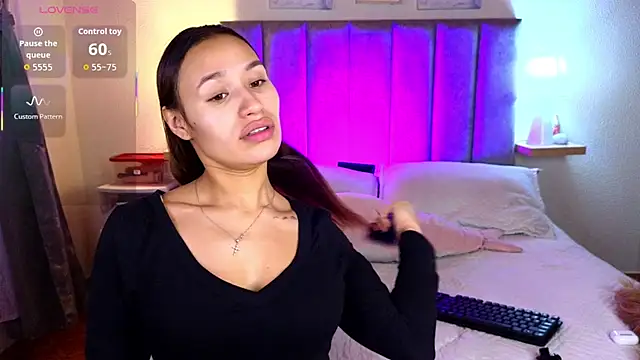 juliana-mancini online show from 21, 4, 2026