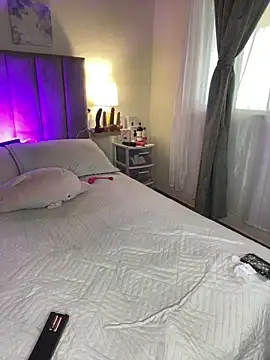 juliana-mancini online show from 23, 4, 2026