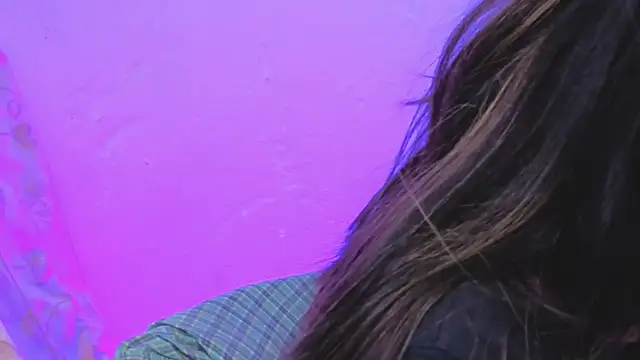 Miranda sexlove  online show from 9, 2, 2026