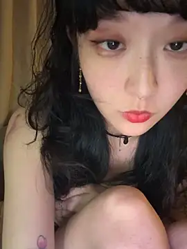 Snapshot of Etherealcat33 chatting on 28, 11, 2025 Etherealcat33 online show from 28, 11, 2025