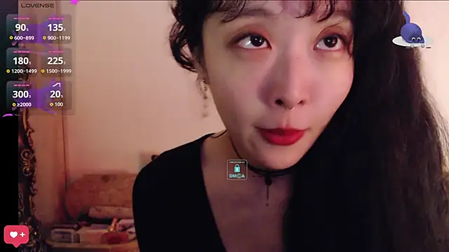 Snapshot of Etherealcat33 chatting on 19, 12, 2025 Etherealcat33 online show from 19, 12, 2025