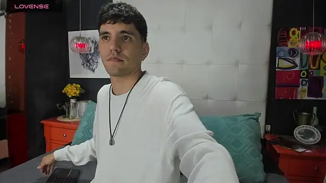 Matteo12  online show from 4, 10, 2025