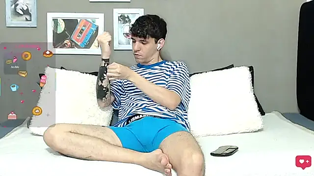 Matteo12  online show from 5, 6, 2026