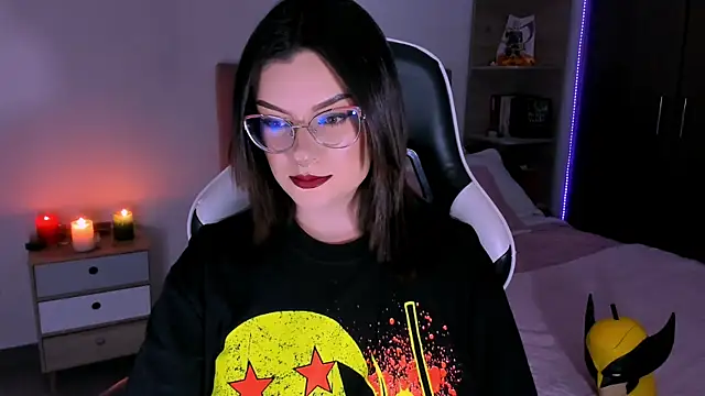 Snapshot of OphelianaRose33 chatting on 21, 10, 2025 OphelianaRose33 online show from 21, 10, 2025