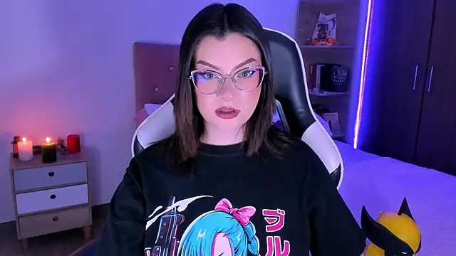 Snapshot of OphelianaRose33 chatting on 13, 11, 2025 OphelianaRose33 online show from 13, 11, 2025