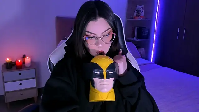 Snapshot of OphelianaRose33 chatting on 28, 11, 2025 OphelianaRose33 online show from 28, 11, 2025