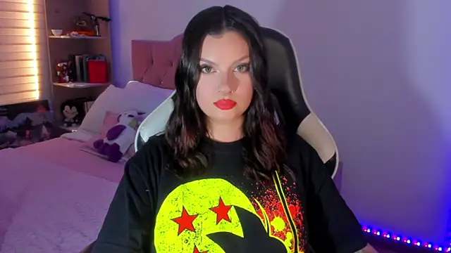 OphelianaRose33 online show from 24, 7, 2026