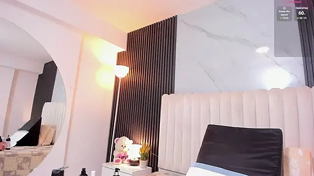 Samantha Claus online show from 9, 9, 2025