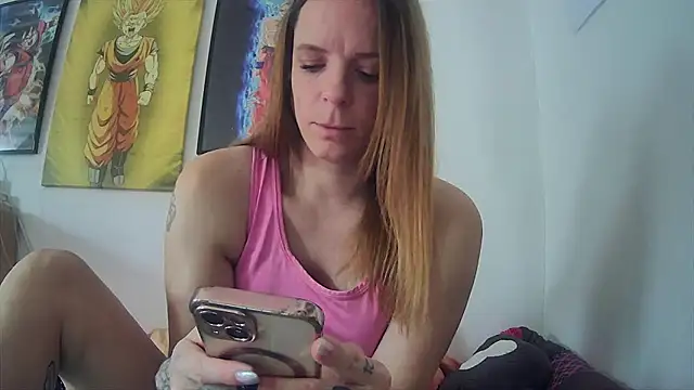 Snapshot of SexyMilf_37 chatting on 24, 10, 2025 SexyMilf 37 online show from 24, 10, 2025