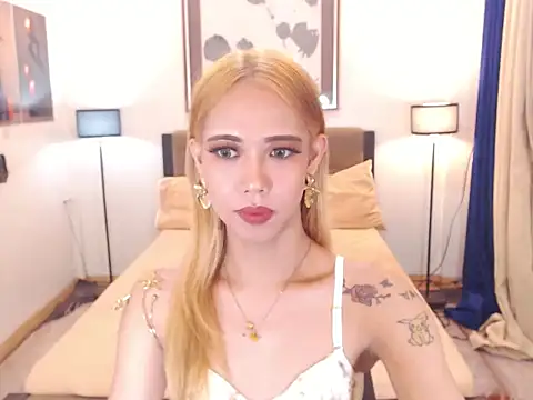 PreciousAmore online show from 25, 4, 2026