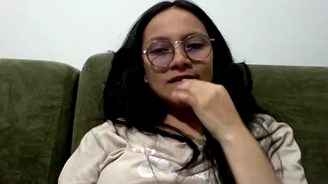 Snapshot of katalina07_1 chatting on 8, 7, 2026 katalina07 1 online show from 8, 7, 2026