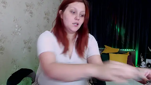 Snapshot of Alisawoods_ chatting on 18, 10, 2025 Alisawoods online show from 18, 10, 2025