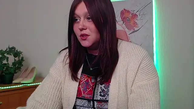 Alisawoods  online show from 28, 4, 2026