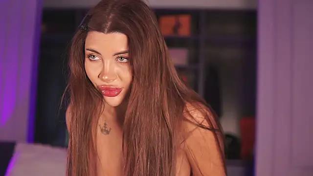 Monique Celeste online show from 8, 6, 2026