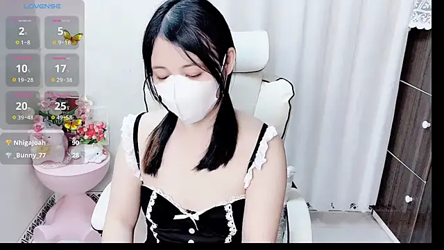 phuongnhi  online show from 25, 4, 2026