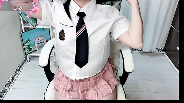 phuongnhi  online show from 20, 7, 2026