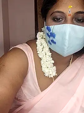 Snapshot of telugu_Geetha30 chatting on 13, 10, 2025 telugu Geetha30 online show from 13, 10, 2025