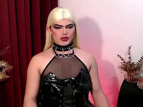 Snapshot of ShaneX01 chatting on 8, 4, 2026 ShaneX01 online show from 8, 4, 2026