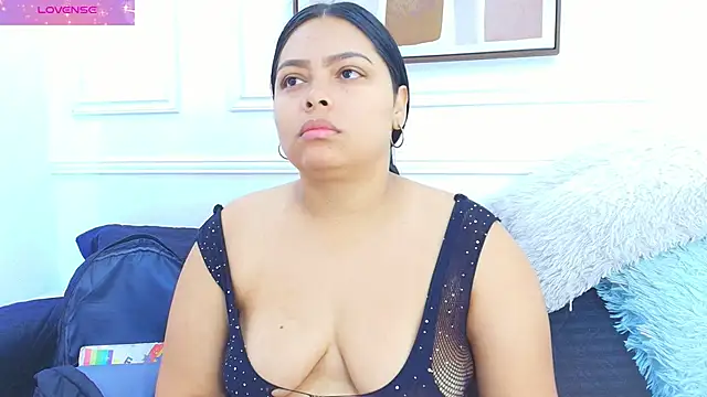 Daisy Price online show from 6, 11, 2025