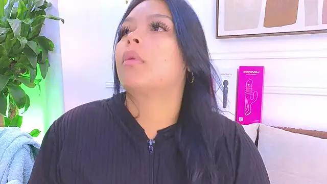 Snapshot of Daisy_Price chatting on 20, 7, 2026 Daisy Price online show from 20, 7, 2026