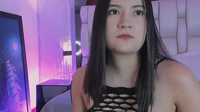 EmmaBeel online show from 23, 6, 2026