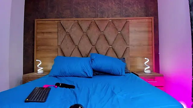 EimyAndMaxi online show from 22, 4, 2026