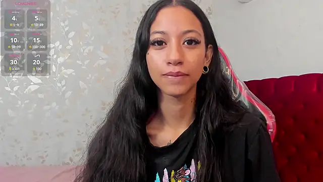 Snapshot of MegannBabby chatting on 17, 12, 2025 MegannBabby online show from 17, 12, 2025