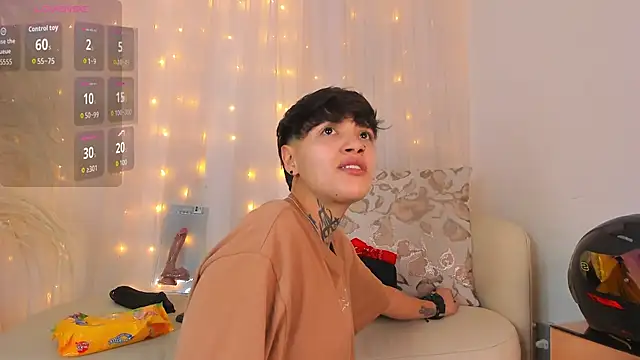 Snapshot of b3k_afrodict chatting on 23, 9, 2025 b3k afrodict online show from 23, 9, 2025