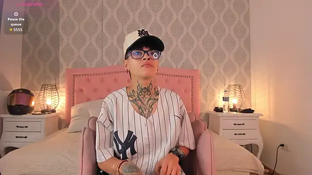 Snapshot of b3k_afrodict chatting on 14, 10, 2025 b3k afrodict online show from 14, 10, 2025