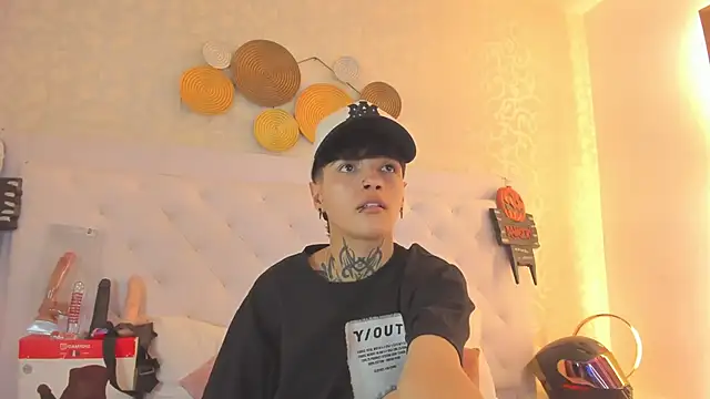 Snapshot of b3k_afrodict chatting on 31, 10, 2025 b3k afrodict online show from 31, 10, 2025