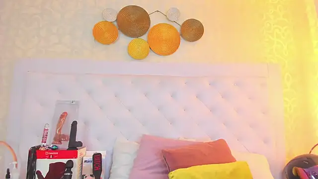 Snapshot of b3k_afrodict chatting on 16, 11, 2025 b3k afrodict online show from 16, 11, 2025