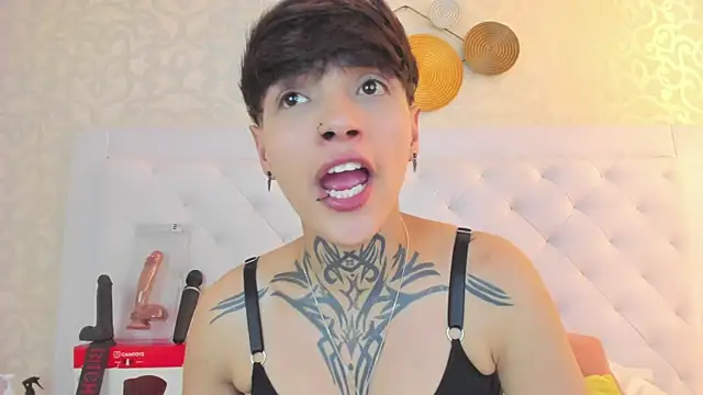 Snapshot of b3k_afrodict chatting on 21, 11, 2025 b3k afrodict online show from 21, 11, 2025