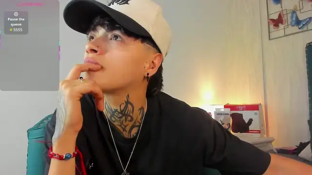 Snapshot of b3k_afrodict chatting on 28, 11, 2025 b3k afrodict online show from 28, 11, 2025