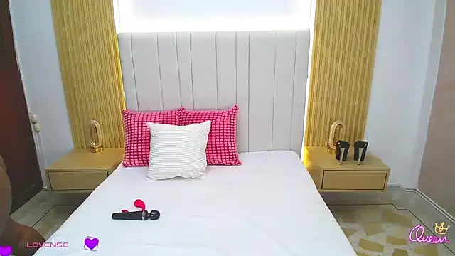 WildScarlet online show from 25, 4, 2026