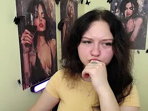 LadyAlice  online show from 10, 9, 2025