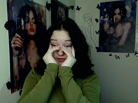 LadyAlice  online show from 5, 12, 2025