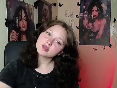 LadyAlice  online show from 8, 6, 2026