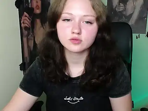 LadyAlice  online show from 22, 7, 2026