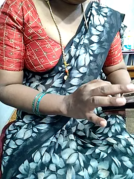 Snapshot of lolida69thamil chatting on 19, 11, 2025 lolida69thamil online show from 19, 11, 2025