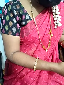 Snapshot of lolida69thamil chatting on 6, 1, 2026 lolida69thamil online show from 6, 1, 2026