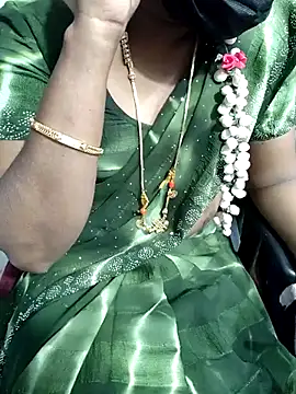 Snapshot of lolida69thamil chatting on 16, 1, 2026 lolida69thamil online show from 16, 1, 2026