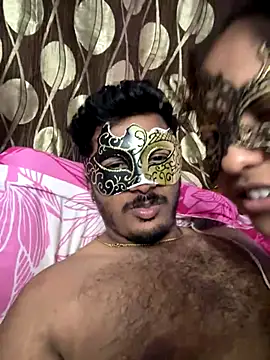 Snapshot of VVcouple chatting on 24, 10, 2025 VVcouple online show from 24, 10, 2025